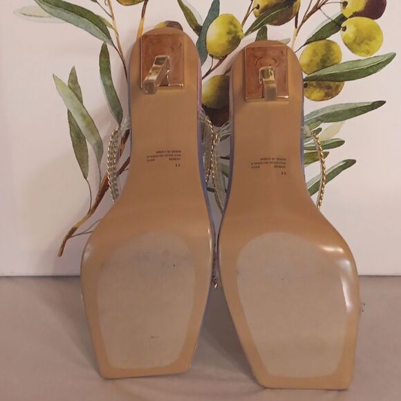 NEW. Cape Robbin Enya Elegant Gold Heel Stilettos With Chain Strap Heels - Picture 6 of 11